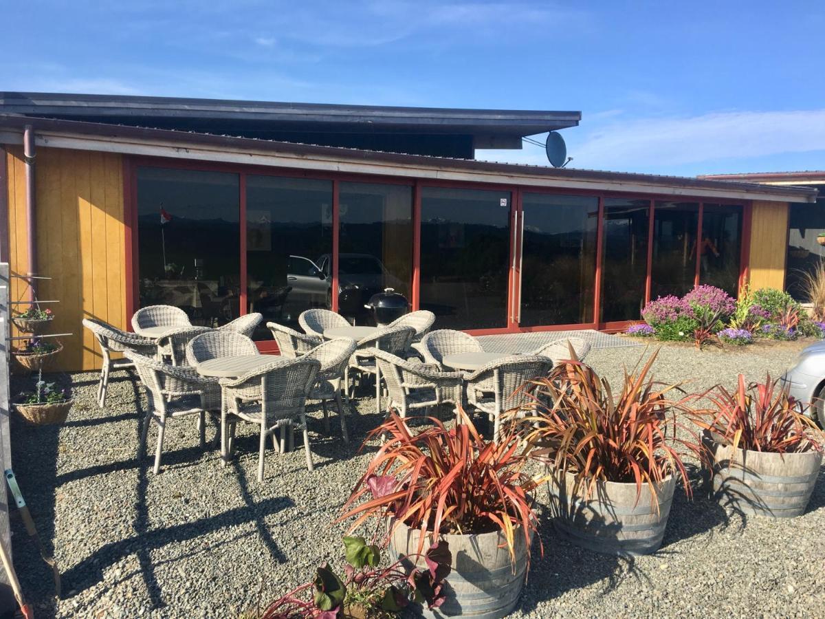 The Cliffs Seaside Lodge Tuatapere Exterior foto